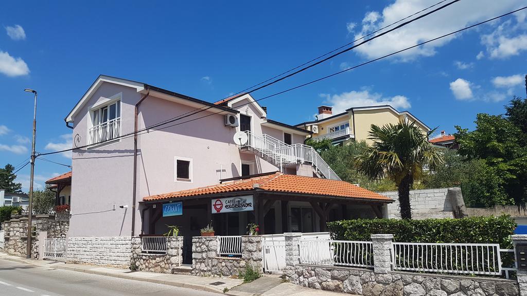 Apartman Sevilya コストレナ エクステリア 写真