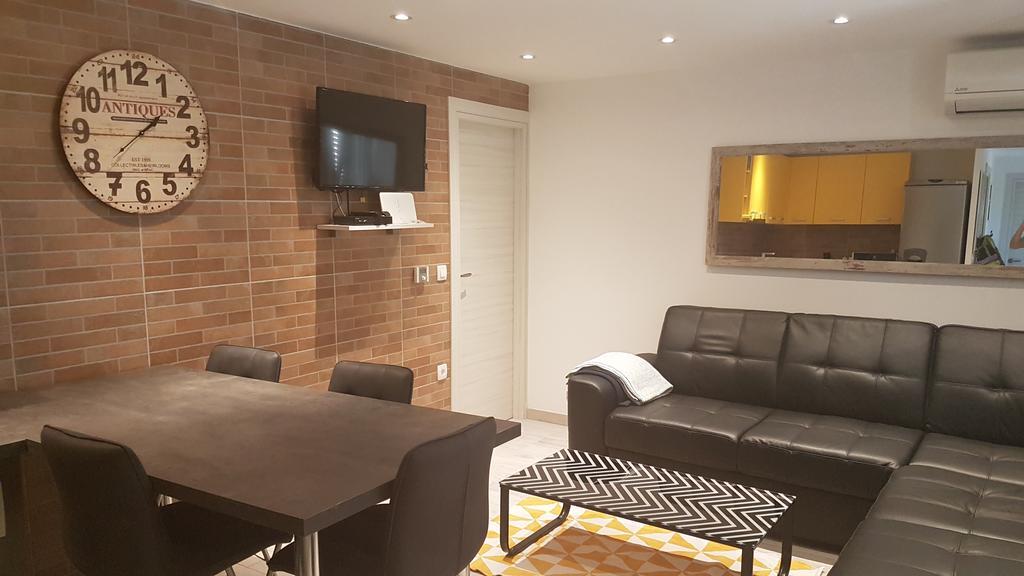Apartman Sevilya コストレナ エクステリア 写真